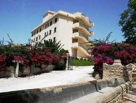 Hotel Mokarta Salemi