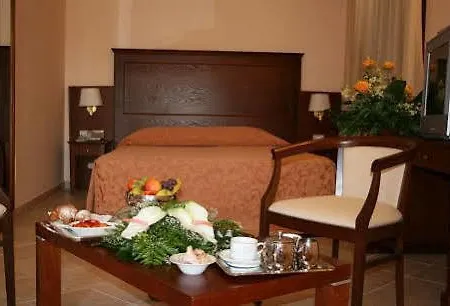 Mokarta Hotel 3*